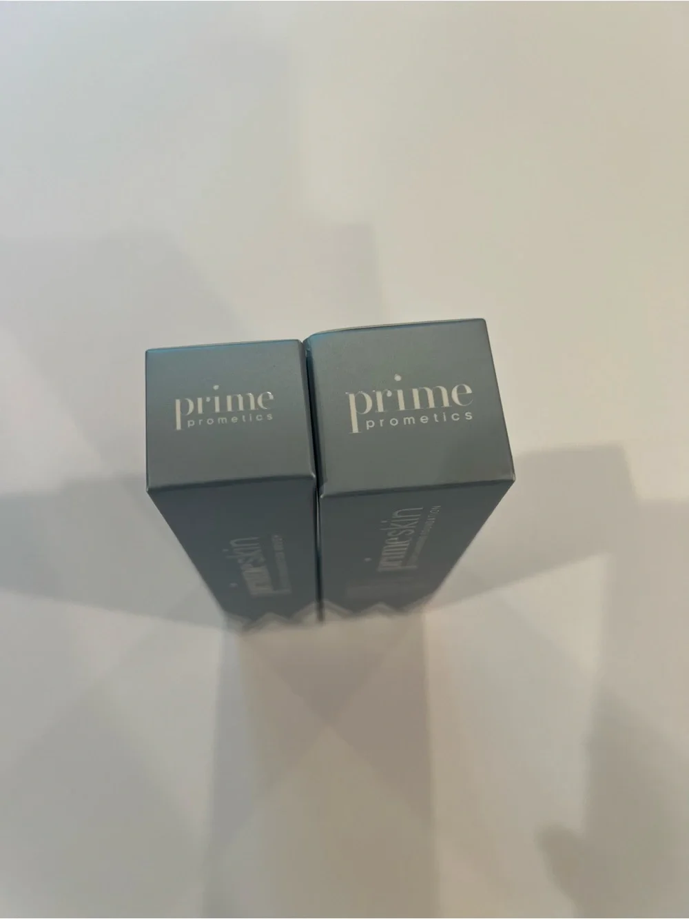 Prime Prometics Color Changing Foundation & Brush - Light - Med Coverage 1 fl oz